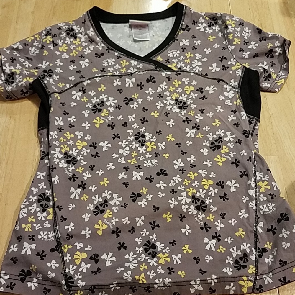 Skechers medical scrubs top short sleeve with bow print XS